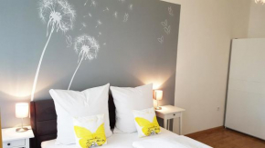 Отель Cosy Apartment in Berlin, 3 rooms  Берлин